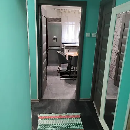 Private Near 3 Min Metrou Crangasi, 40 M2 Bucharest
